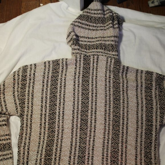 Baja knit hippie hoodie poncho - Picture 5 of 10